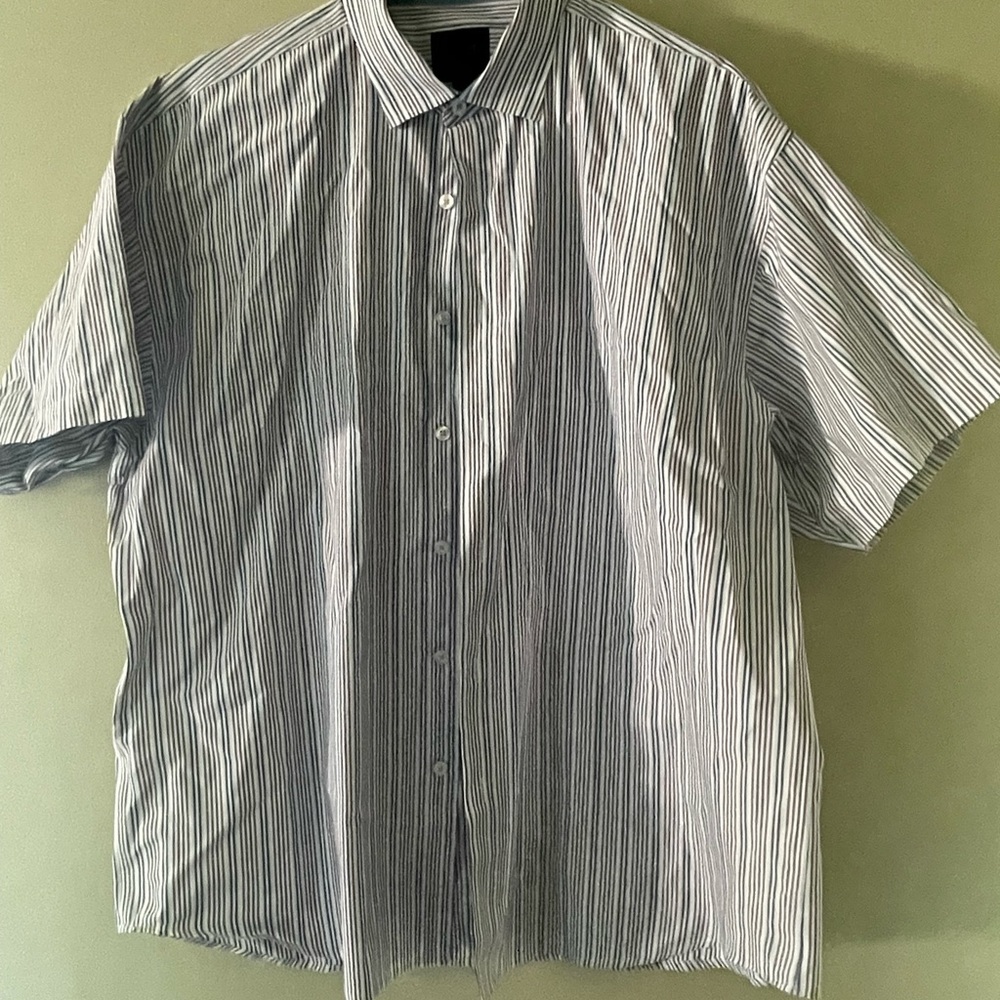 Linea Uomo Men’s Short Sleeve Button Down Shirt XXL - Blue and Purple Stripe